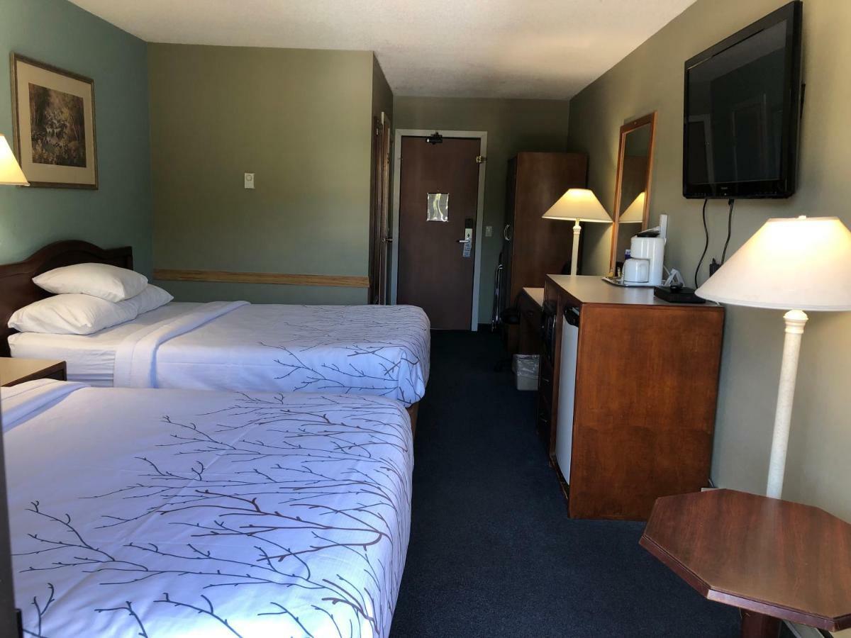 Canadas Best Value Inn & Suites-Castlegar Exteriér fotografie